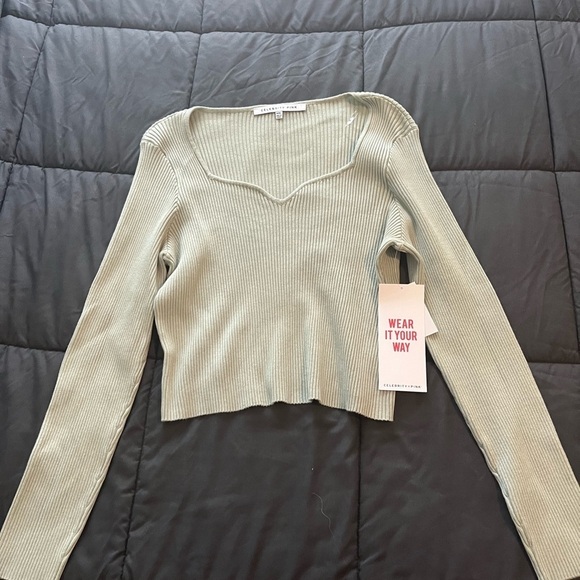 Celebrity Pink Tops - Celebrity Pink Ribbed V-Neck Top in Light Green